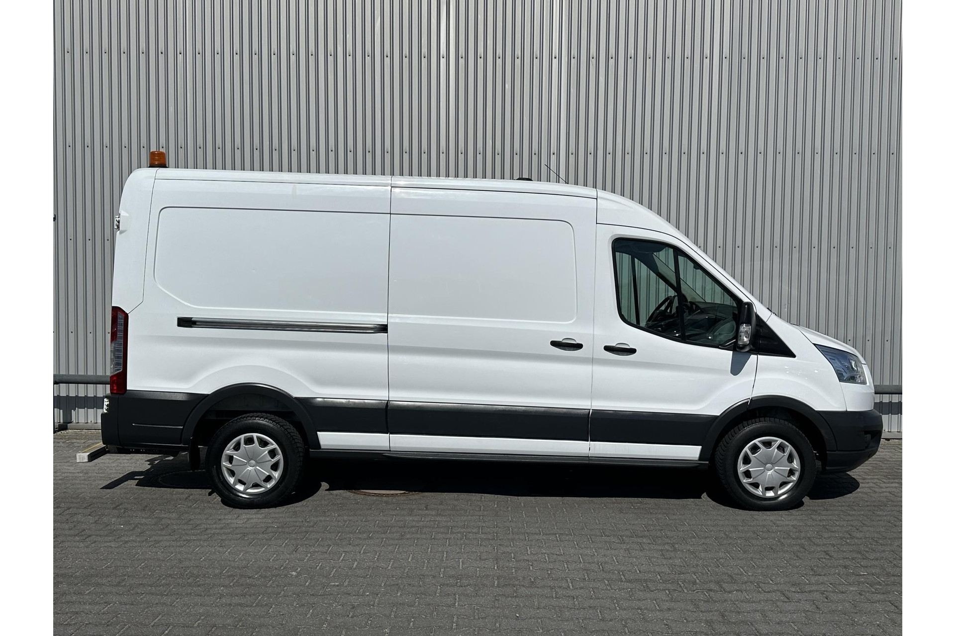 Ford Transit 350 2.0 TDCI L3H2*A/C*NAVI*HAAK*CRUISE*CAMERA*